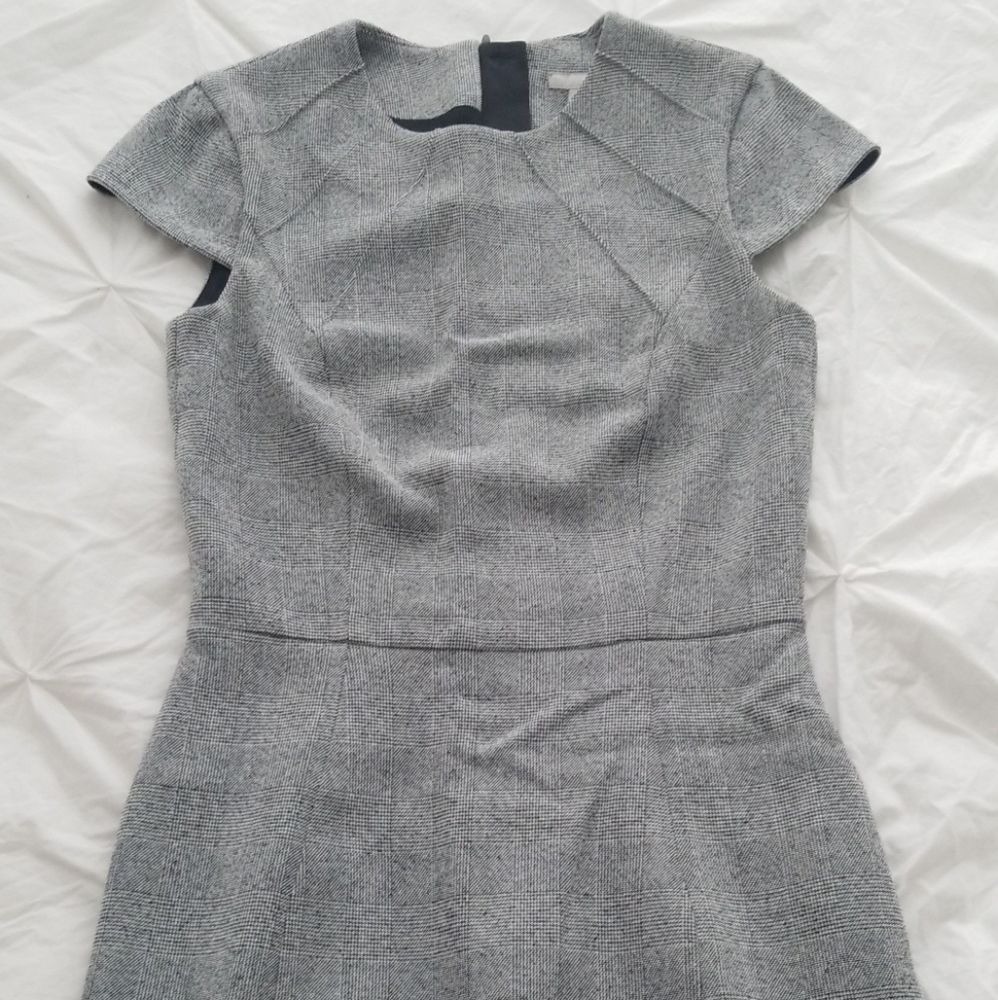 H&M Fitted Dress Size US 2